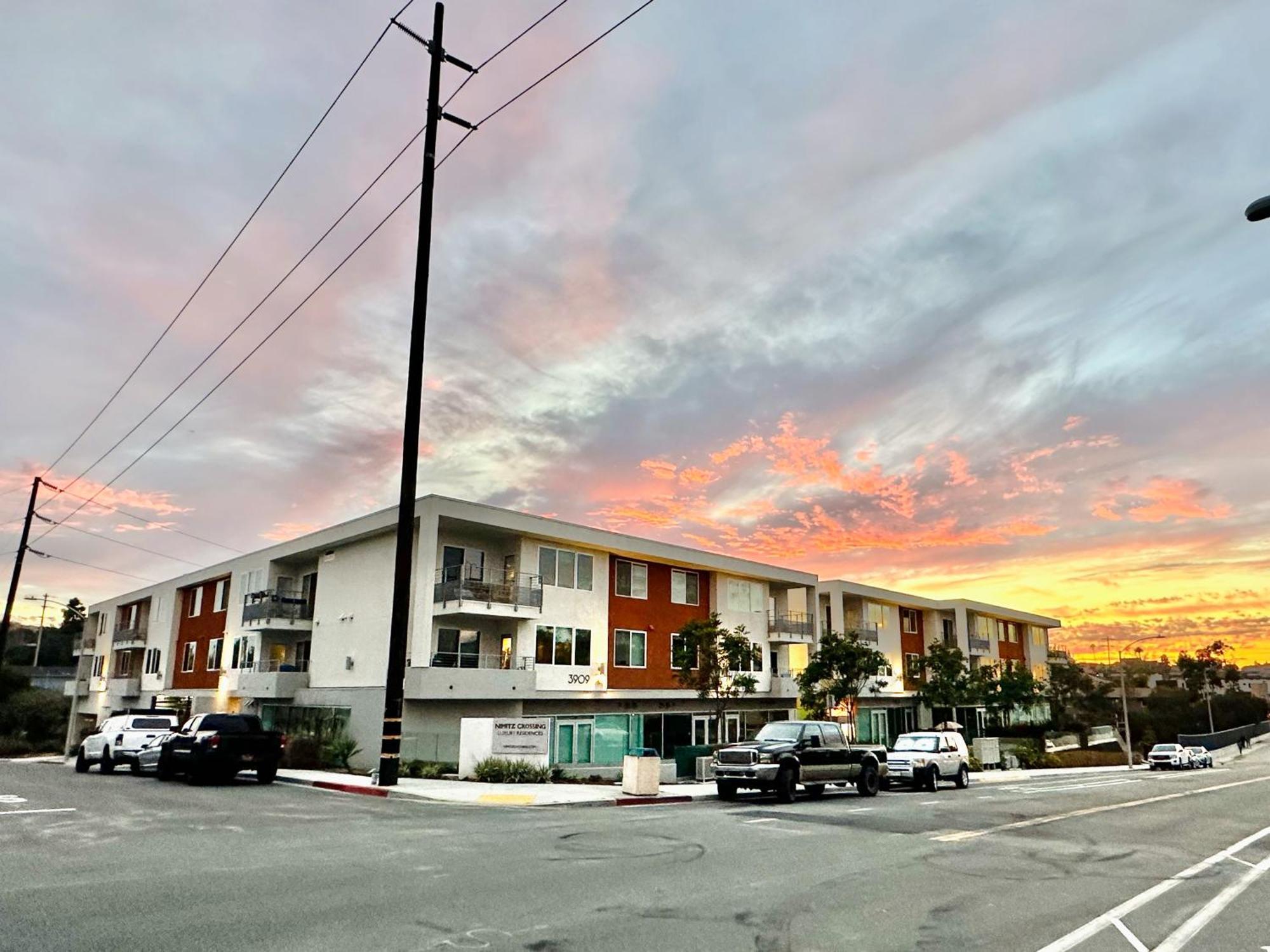 Nimitz Crossing Luxury Residences San Diego Exteriör bild