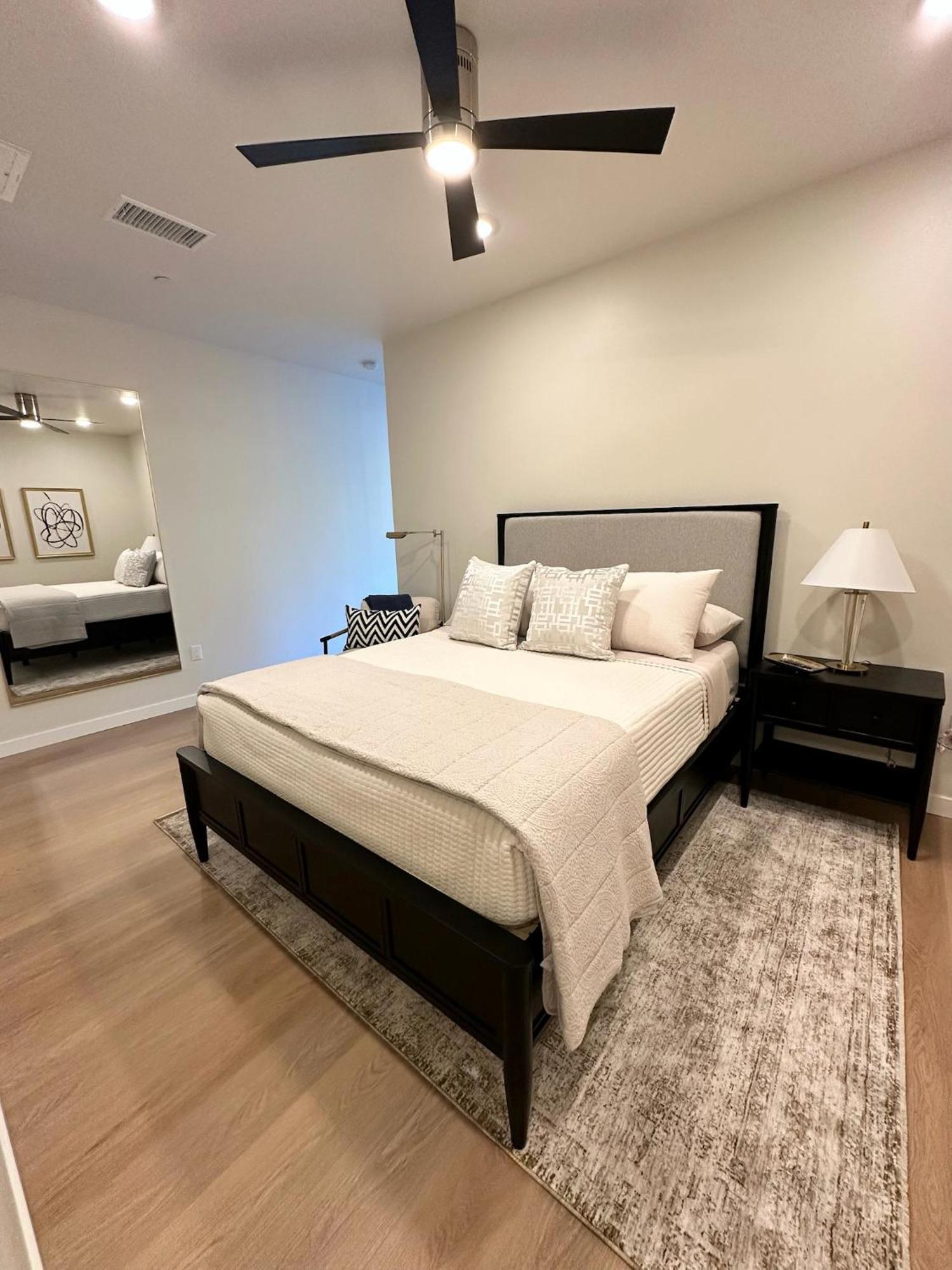 Nimitz Crossing Luxury Residences San Diego Exteriör bild