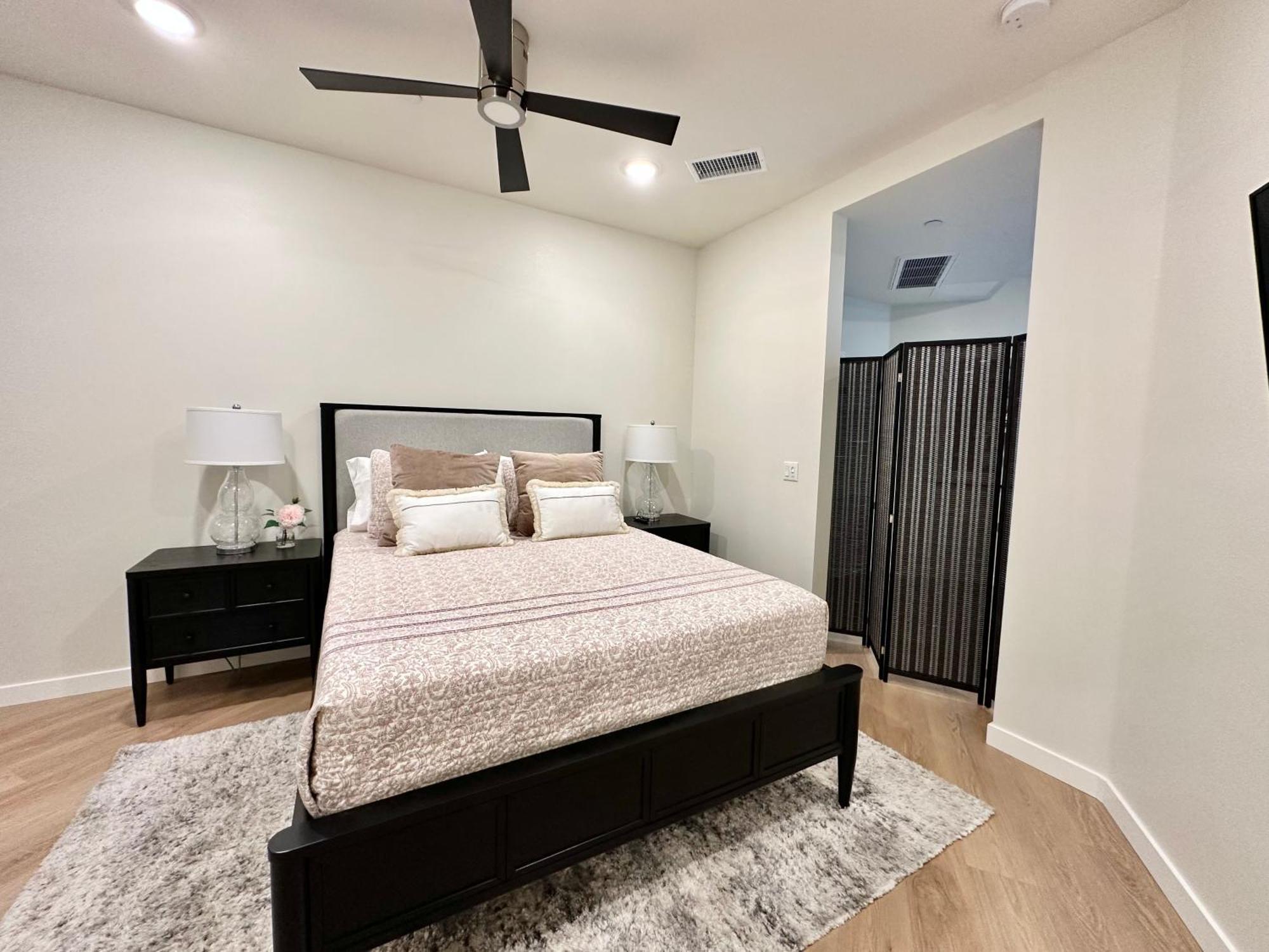 Nimitz Crossing Luxury Residences San Diego Rum bild